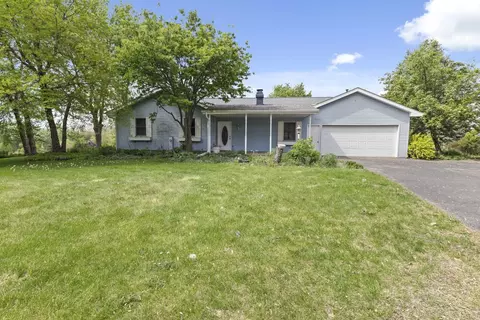 8530 N Kishwaukee Rd, Stillman Valley, IL 61084