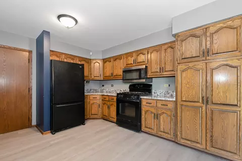 91 Mckinley Ave, Steger, IL 60475 photo 7