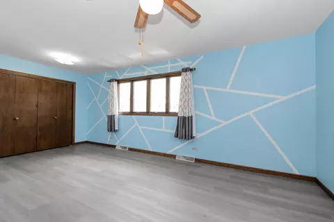 91 Mckinley Ave, Steger, IL 60475 photo 21