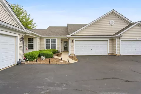 12607 Rock Island Trl, Huntley, IL 60142