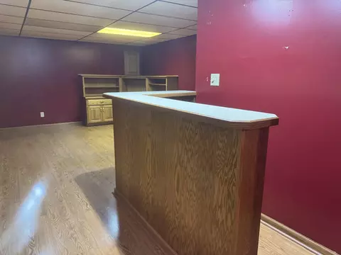 Living - 2503 5th St, Peru, IL 61354 photo 3 of 4