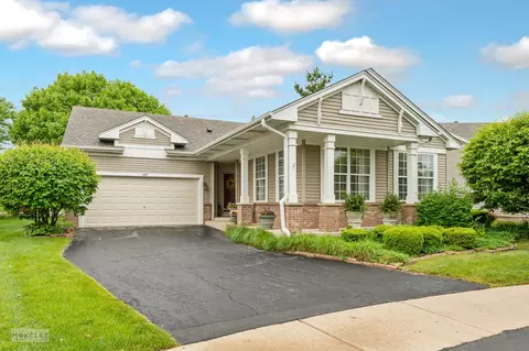507 Parkland Ct, Oswego, IL 60543