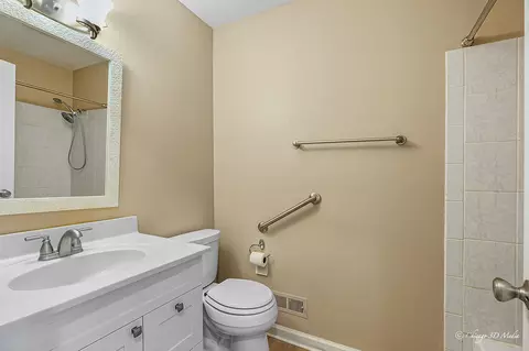 1610 Chippewa Trl, Wheeling, IL 60090 photo 22