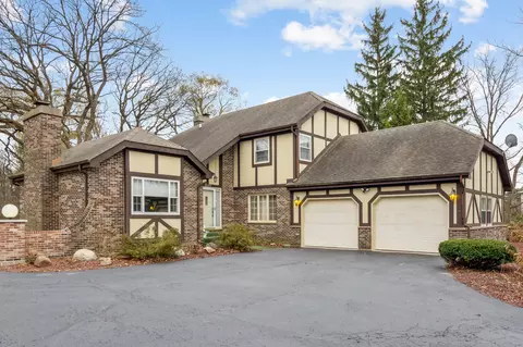 12375 W Ash Ct, Beach Park, IL 60099