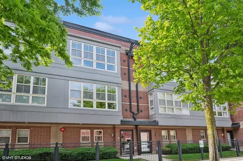 51 E 23rd St, Chicago, IL 60616