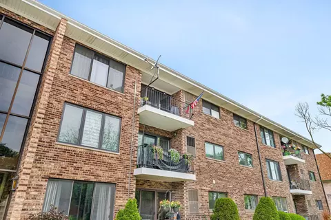 8820 Mobile Ave #3C, Oak Lawn, IL 60453