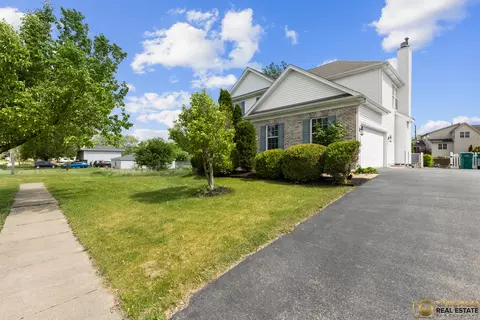 Exterior - 23653 W Ewing Dr, Plainfield, IL 60586 photo 2 of 6