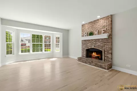 Living - 23653 W Ewing Dr, Plainfield, IL 60586 photo 2 of 3