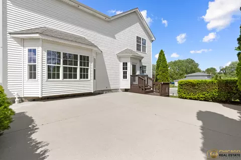 Exterior - 23653 W Ewing Dr, Plainfield, IL 60586 photo 3 of 6