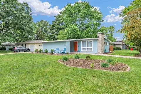 1602 Normandy Dr, Champaign, IL 61821