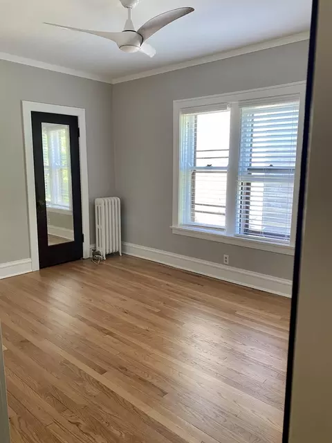 Bedroom - 806 Forest Ave #3, Evanston, IL 60202 photo 1 of 2