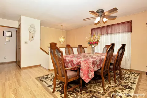 140 Shadowbrook Dr, Capron, IL 61012 photo 10