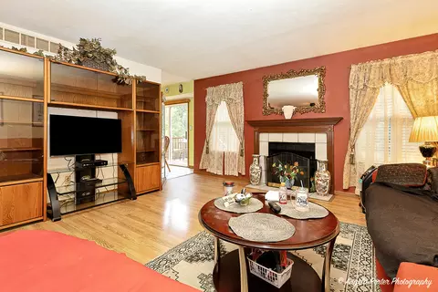 140 Shadowbrook Dr, Capron, IL 61012 photo 9