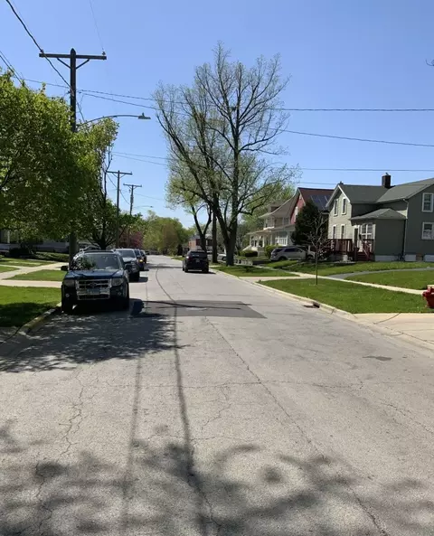 523 Edwards St, Aurora, IL 60505 photo 8