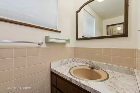 1809 Grant St, Evanston, IL 60201 photo 23