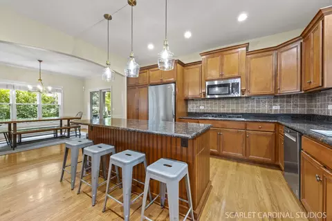 203 E Lincoln Ave, Wheaton, IL 60187 photo 7