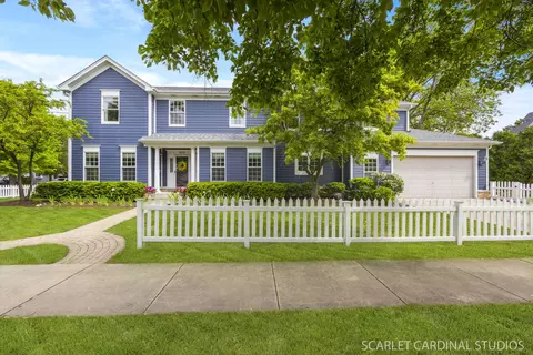 203 E Lincoln Ave, Wheaton, IL 60187