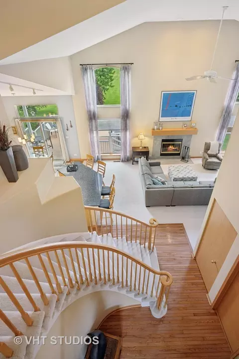 Other - 2223 Barrett Dr, Algonquin, IL 60102 photo 4 of 9