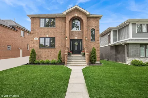 7928 N Octavia Ave, Niles, IL 60714