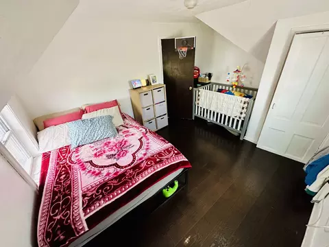 Bedroom - 558 Franklin Blvd, Elgin, IL 60120 photo 2 of 4