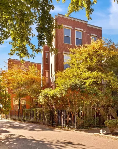 1947 W Evergreen Ave #A, Chicago, IL 60622