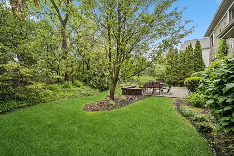 3880 Linneman St, Glenview, IL 60025 photo 28