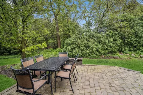 3880 Linneman St, Glenview, IL 60025 photo 29