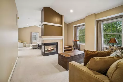 3880 Linneman St, Glenview, IL 60025 photo 14