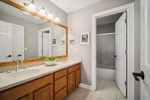3880 Linneman St, Glenview, IL 60025 photo 18