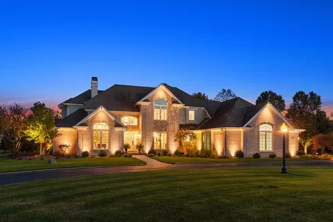 12000 W Donegal Ln, New Lenox, IL 60451