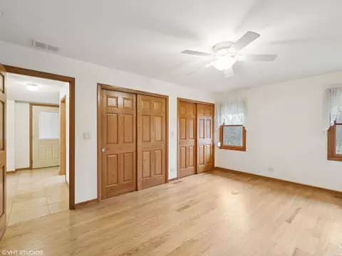 Bedroom - 542 S Cherry St, Itasca, IL 60143 photo 1 of 9