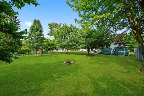 3711 Claremont Rd, Johnsburg, IL 60051 photo 32