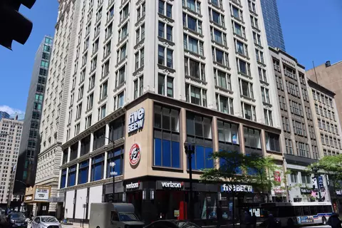 8 W Monroe St #607, Chicago, IL 60603