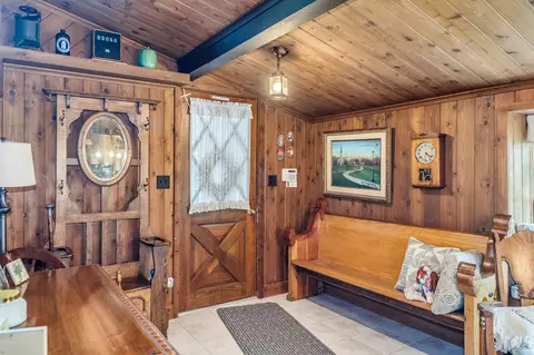 Entry Way - 365 S Elm St, Itasca, IL 60143 photo 1 of 1