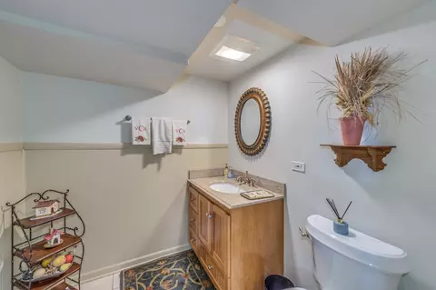 Bath - 365 S Elm St, Itasca, IL 60143 photo 3 of 3