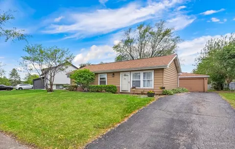 228 Davis Ln, Bolingbrook, IL 60440