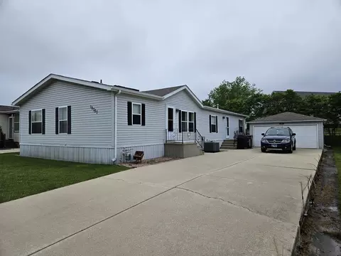 10757 Gateway Dr, Frankfort, IL 60423