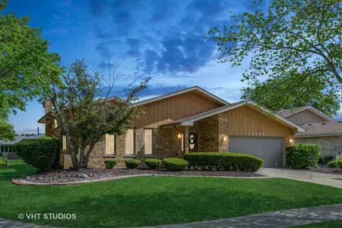 13136 Sage Ct, Homer Glen, IL 60491