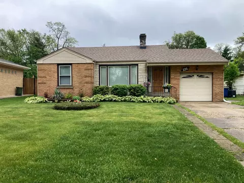 226 Tioga Ave, Bensenville, IL 60106
