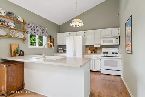 6 S024 Westwind Dr, Naperville, IL 60563 photo 6