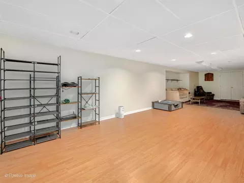 Living - 1465 Teal Ct, Hoffman Estates, IL 60192 photo 5 of 6