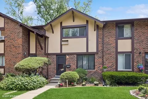 1 S155 Danby St, Villa Park, IL 60181