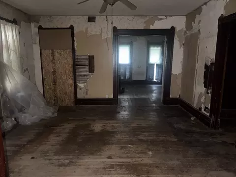 Undisclosed, Windsor, IL 61957 photo 2