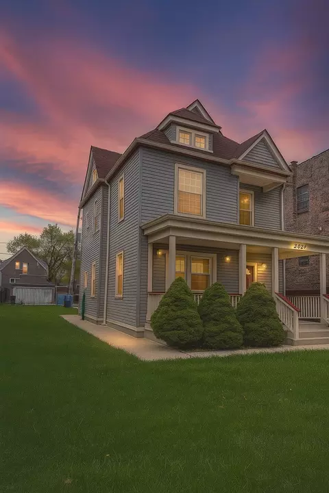 2420 N Tripp Ave, Chicago, IL 60639