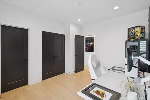218 E 46th St, Chicago, IL 60653 photo 15