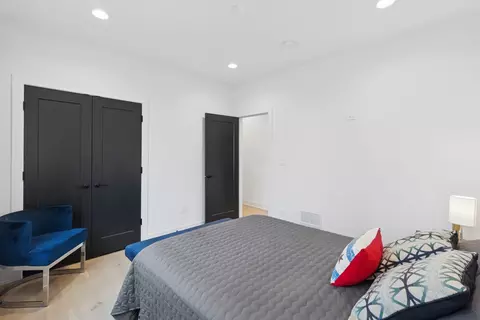 218 E 46th St, Chicago, IL 60653 photo 14