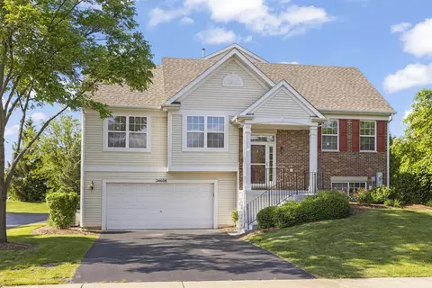 24608 George Washington Dr, Plainfield, IL 60544
