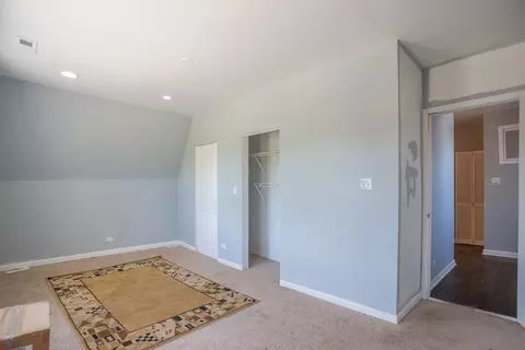 Bedroom - 6714 S Champlain Ave, Chicago, IL 60637 photo 2 of 4