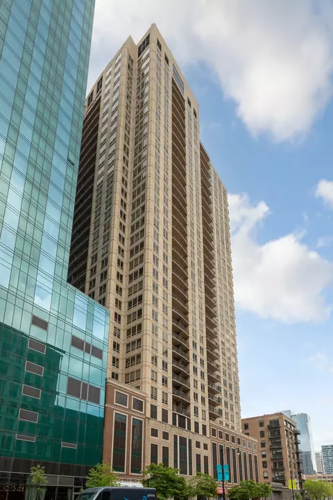 1111 S Wabash Ave #1604, Chicago, IL 60605