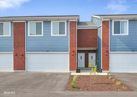 1121 Gillespie Ln, Yorkville, IL 60560
